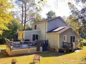 For Rent Private apartment in a single family house located in West Norwalk CT 06850