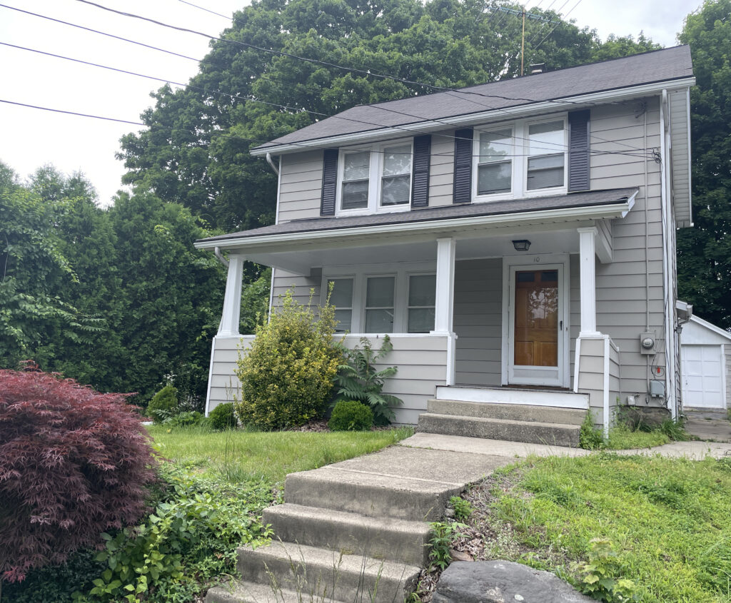 For Rent 3 Bedroom East Norwalk CT at 10 Olmstead Place, Norwalk, CT 06855 EXTERIOR FRONT