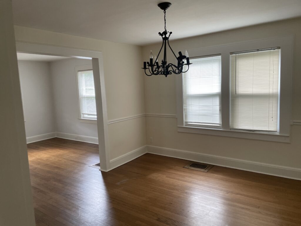 For Rent 3 Bedroom East Norwalk CT at 10 Olmstead Place, Norwalk, CT 06855 DINING & LIVING ROOMS